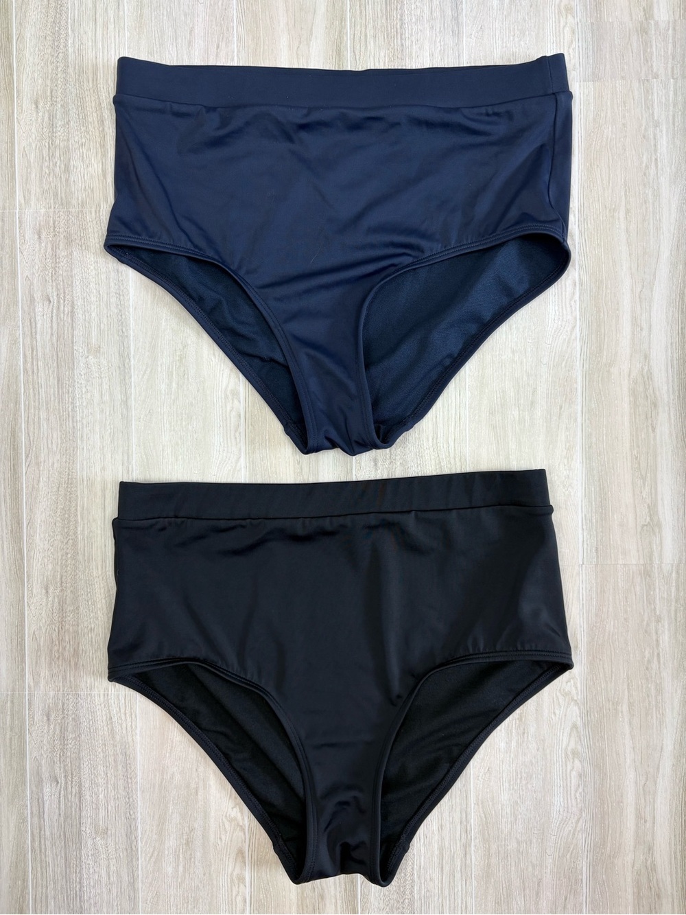Boden Lot of 2 High-Waist Swim Bottoms Size 8 EUC Navy & Black Beach Clean Girl